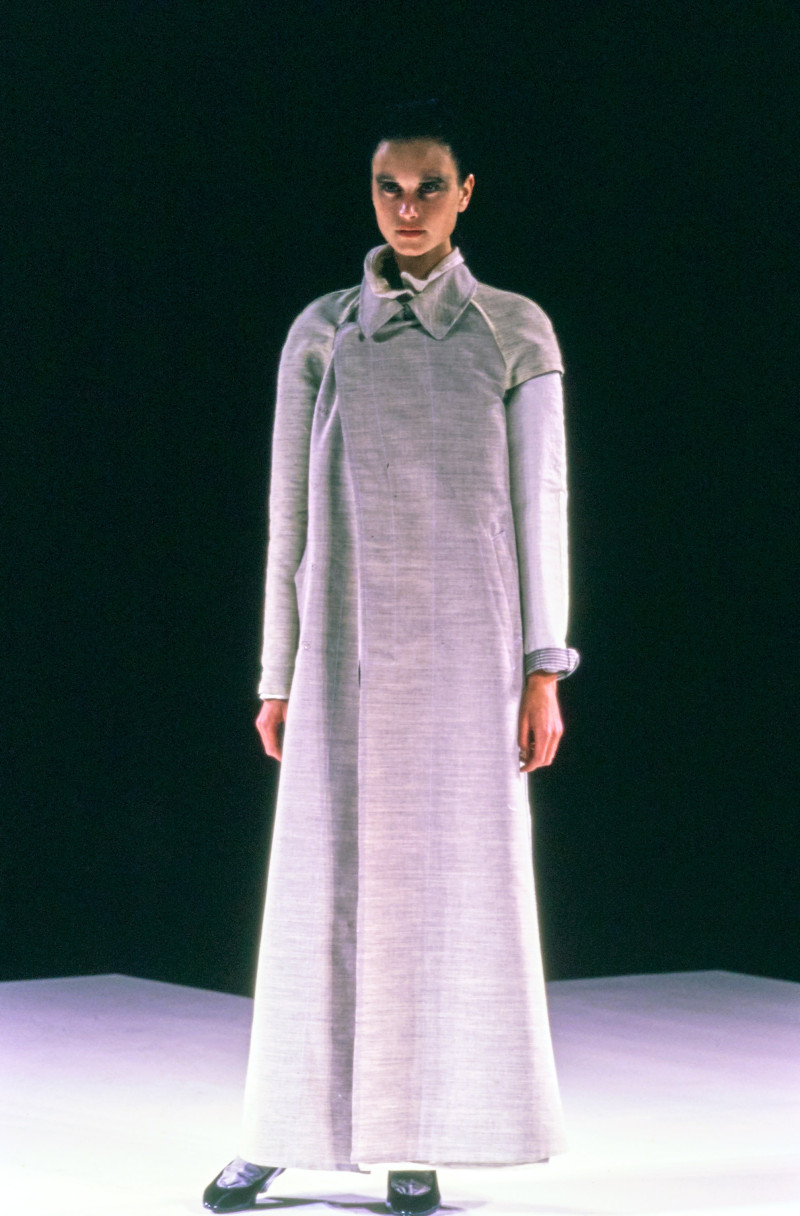 Comme Des Garcons fashion show for Autumn/Winter 1998