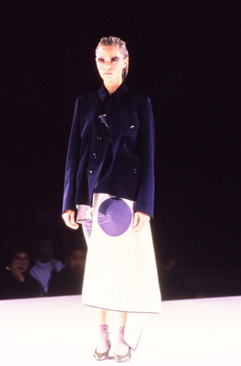 Comme Des Garcons fashion show for Autumn/Winter 1998