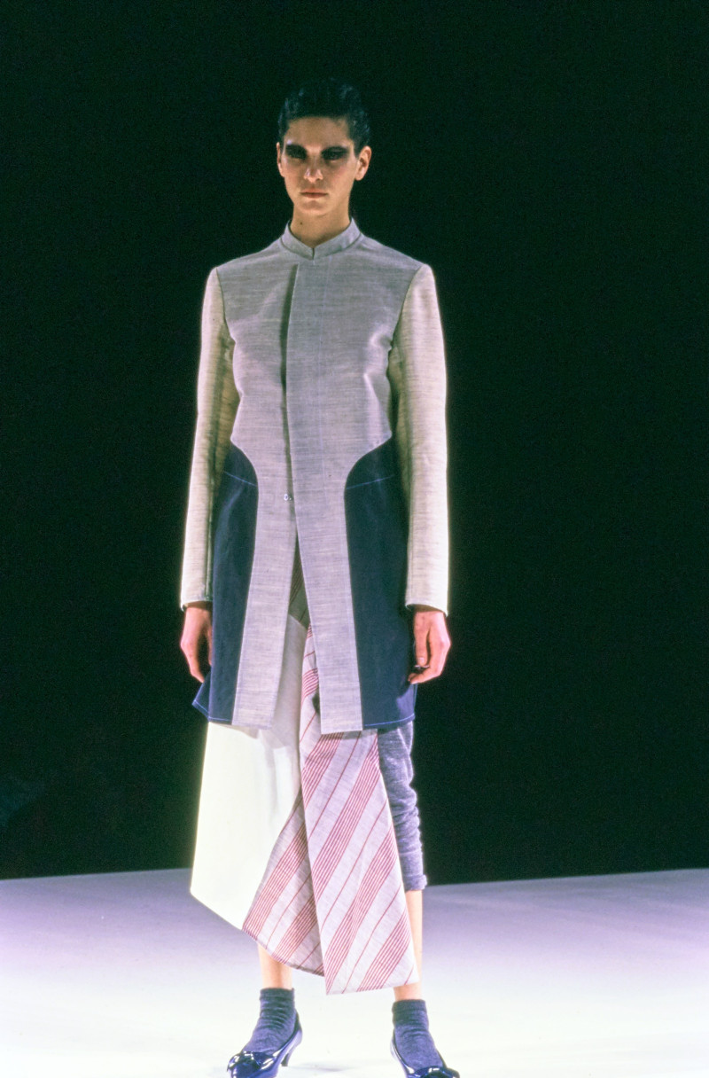 Comme Des Garcons fashion show for Autumn/Winter 1998