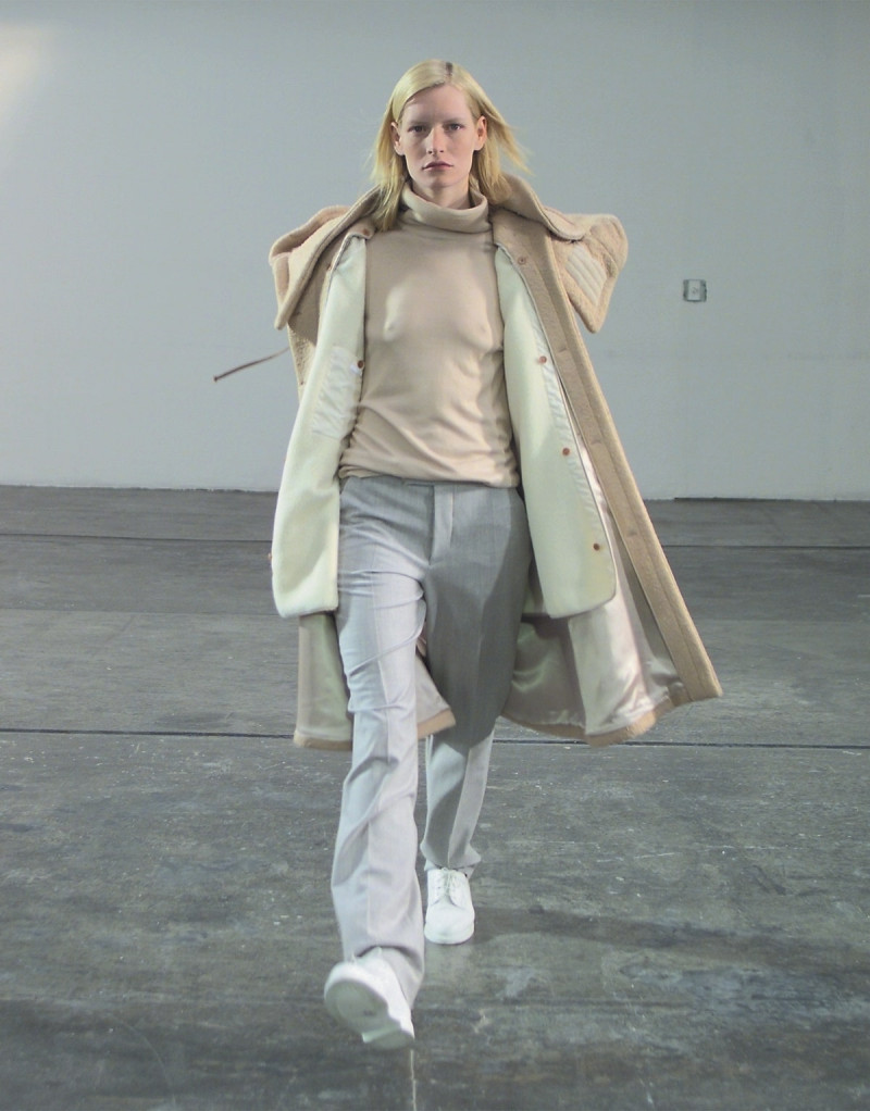 Helmut Lang fashion show for Autumn/Winter 1998
