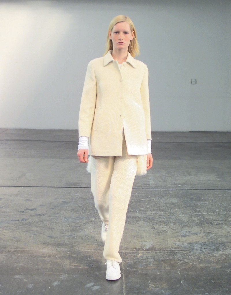 Helmut Lang fashion show for Autumn/Winter 1998