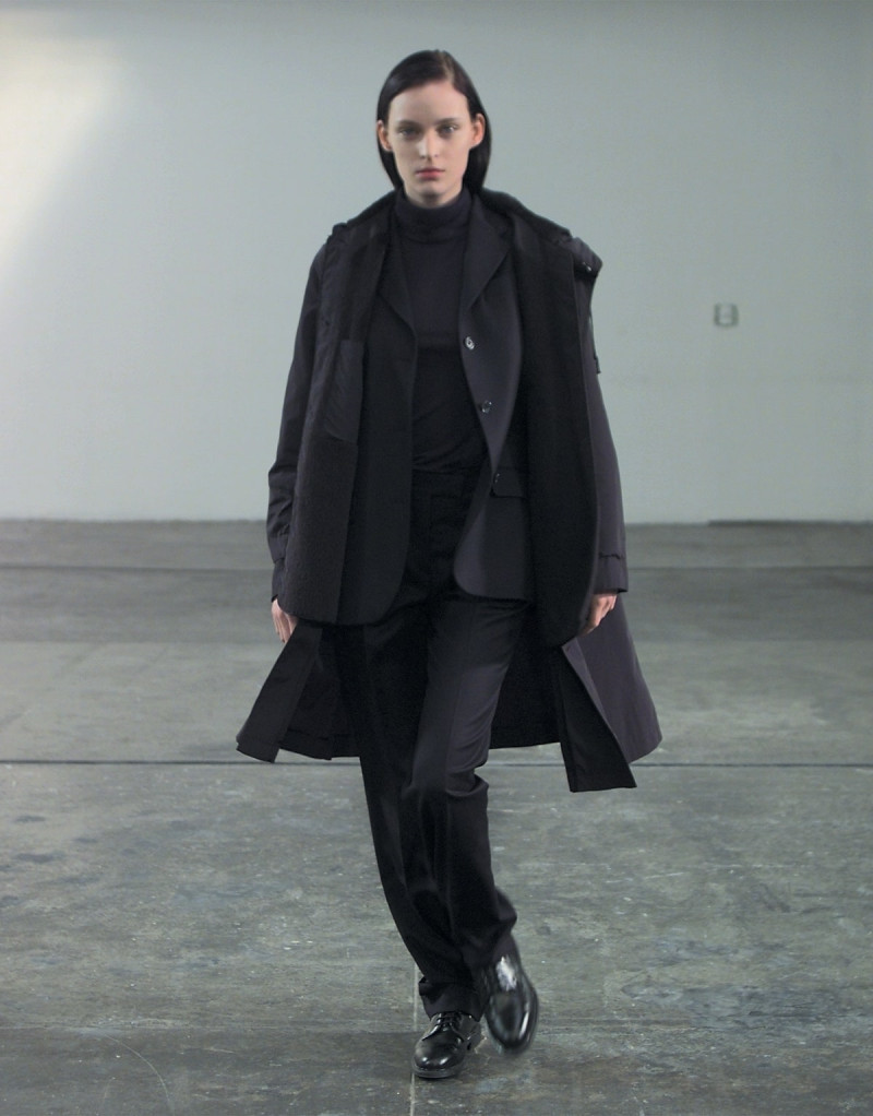 Helmut Lang fashion show for Autumn/Winter 1998