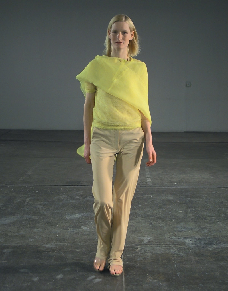 Helmut Lang fashion show for Autumn/Winter 1998