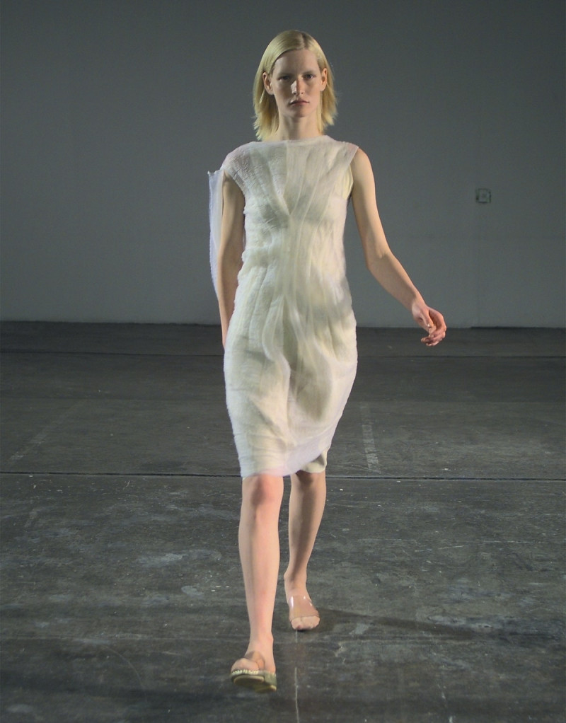 Helmut Lang fashion show for Autumn/Winter 1998