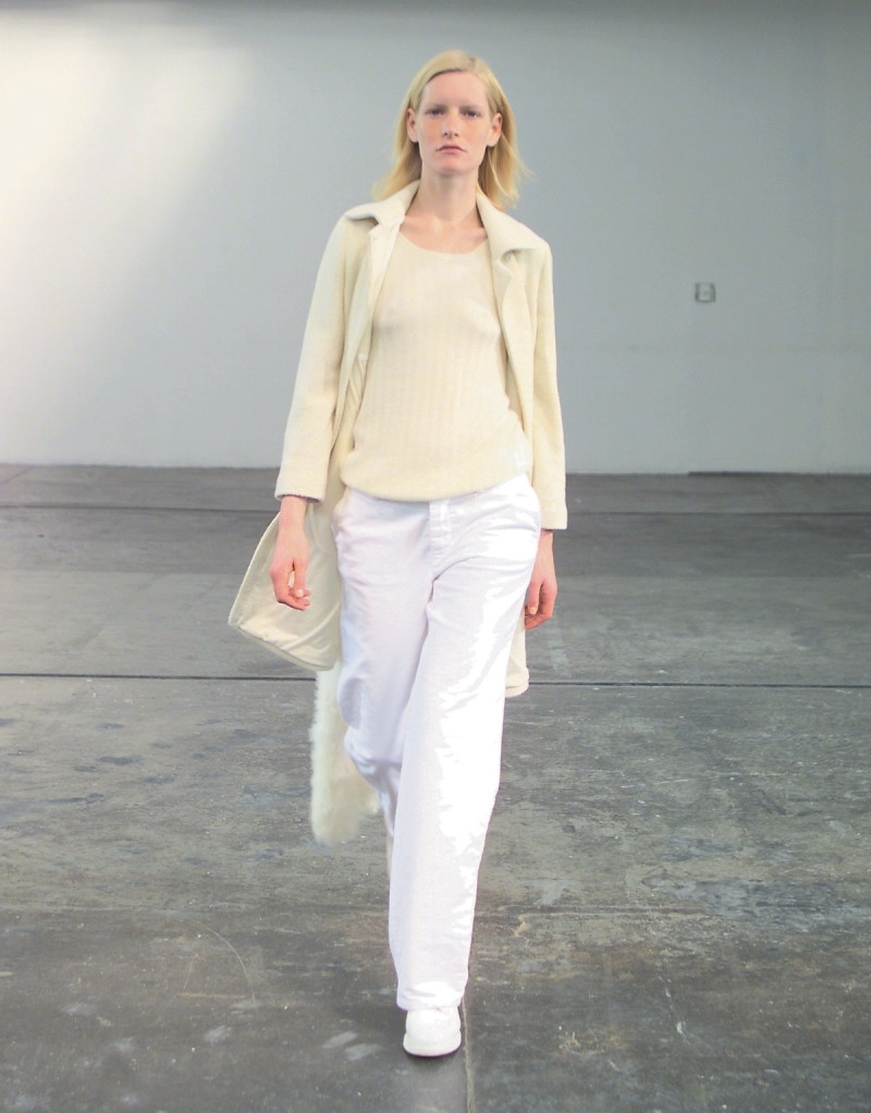 Helmut Lang fashion show for Autumn/Winter 1998
