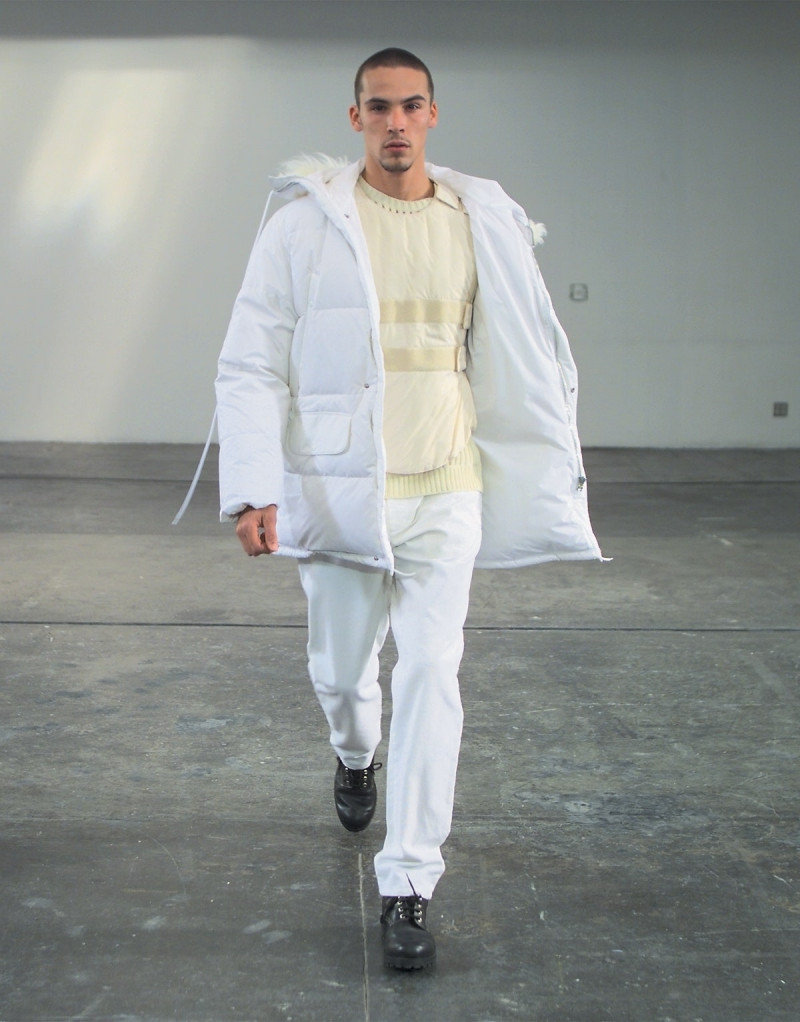Helmut Lang fashion show for Autumn/Winter 1998