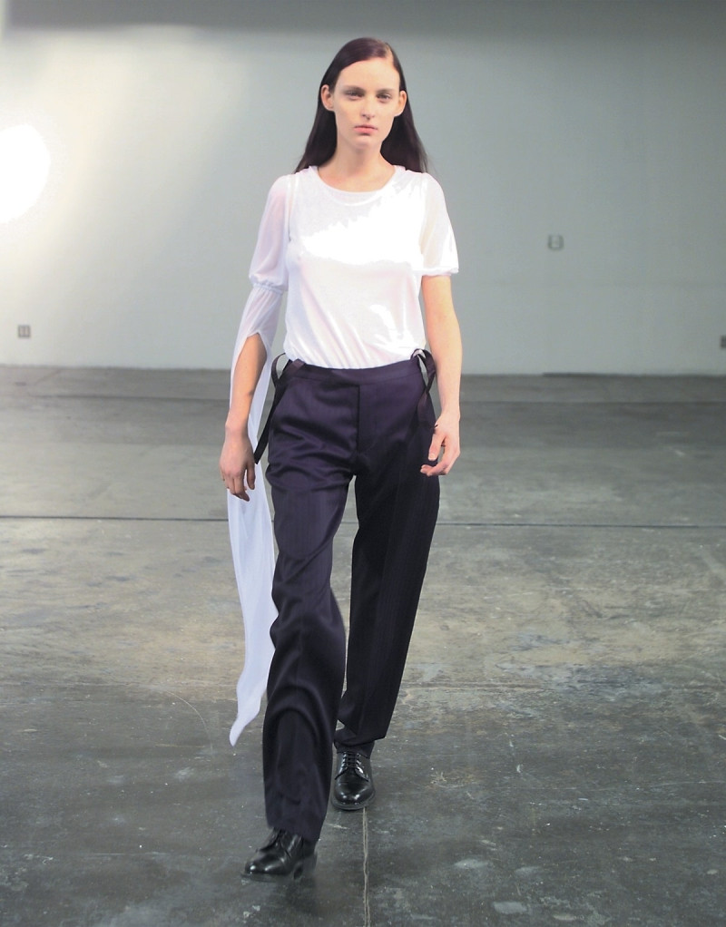 Helmut Lang fashion show for Autumn/Winter 1998