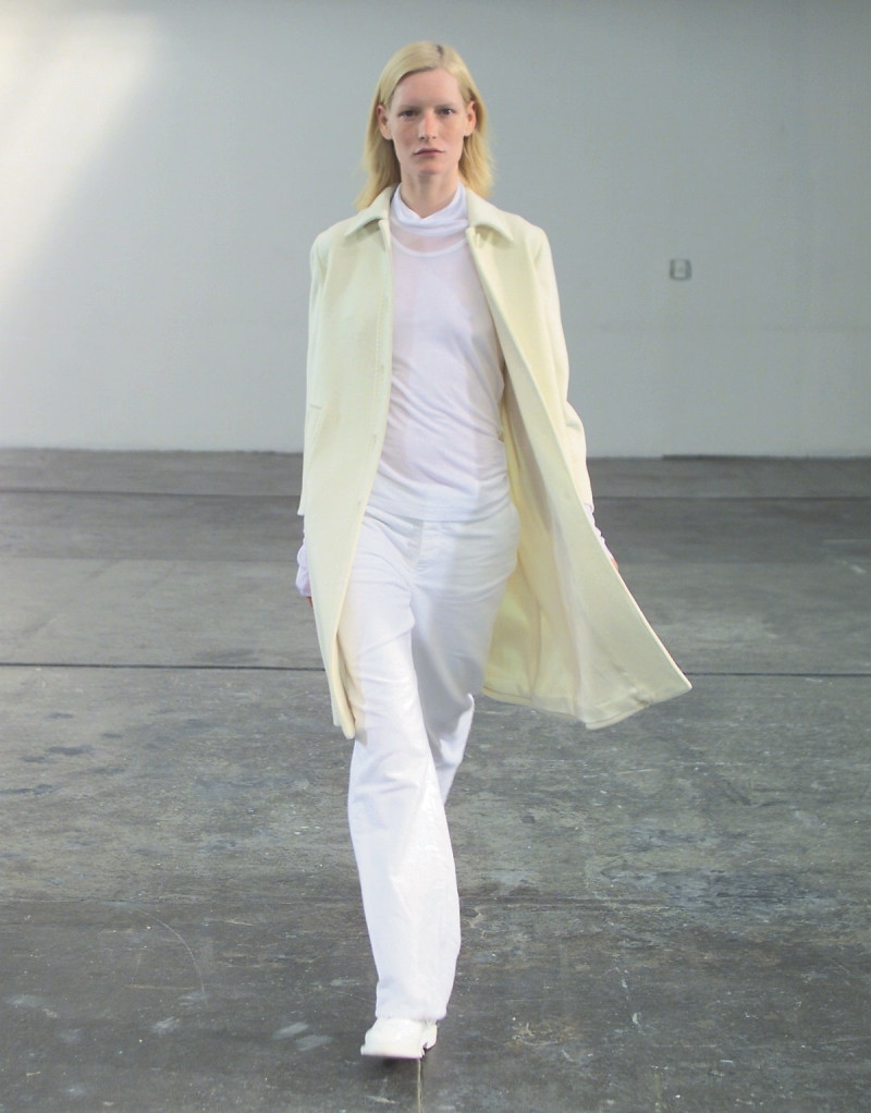 Helmut Lang fashion show for Autumn/Winter 1998