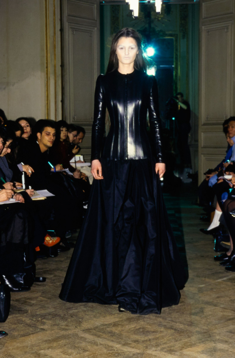 Olivier Theyskens fashion show for Autumn/Winter 1998