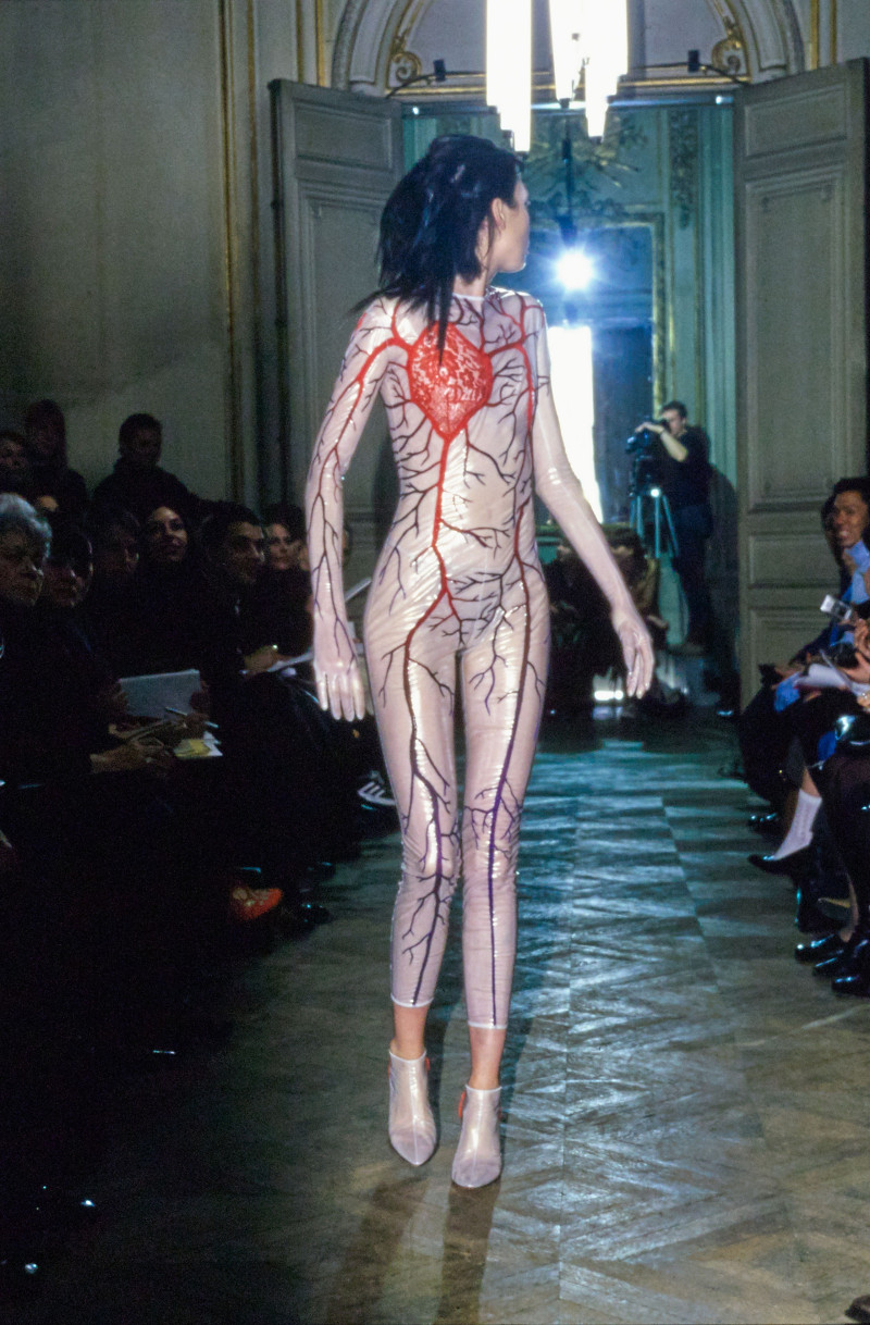 Olivier Theyskens fashion show for Autumn/Winter 1998