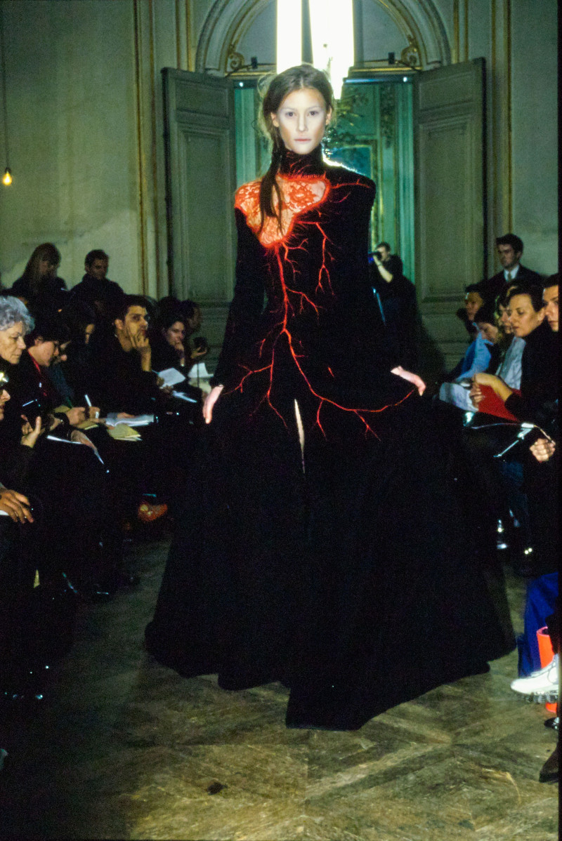 Olivier Theyskens fashion show for Autumn/Winter 1998