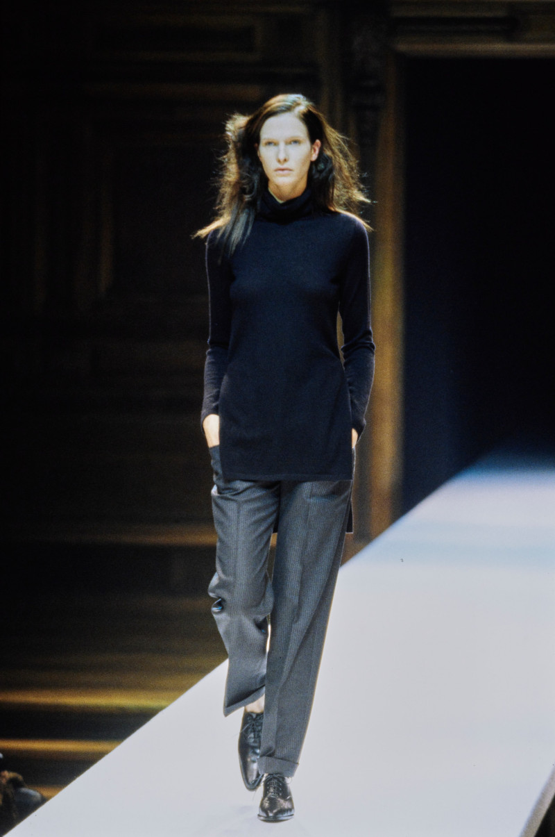 Christina Kruse featured in  the Yohji Yamamoto fashion show for Autumn/Winter 1998