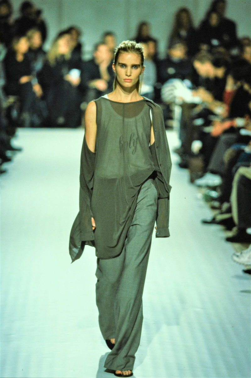 Ann Demeulemeester fashion show for Spring/Summer 1998