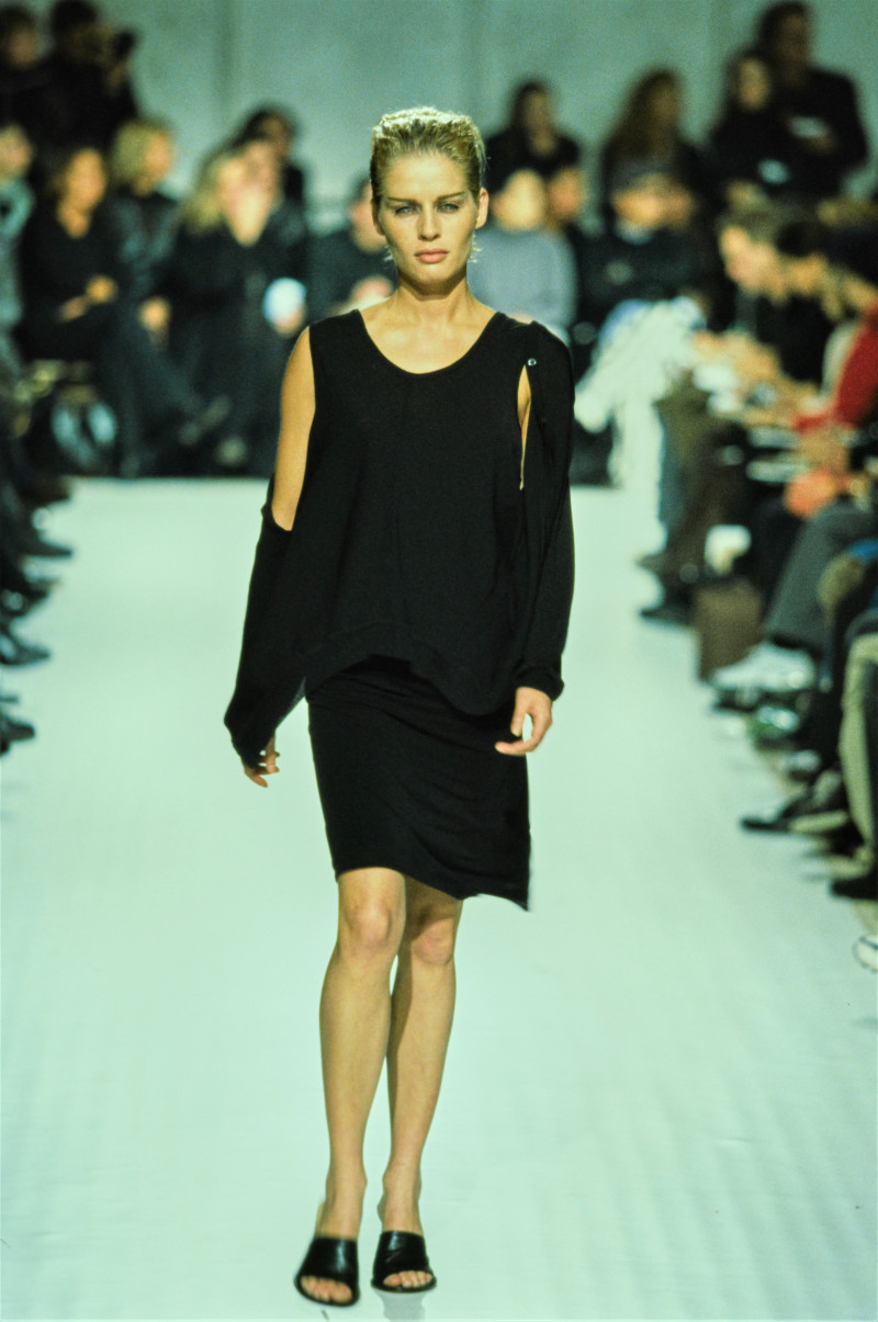 Ann Demeulemeester fashion show for Spring/Summer 1998