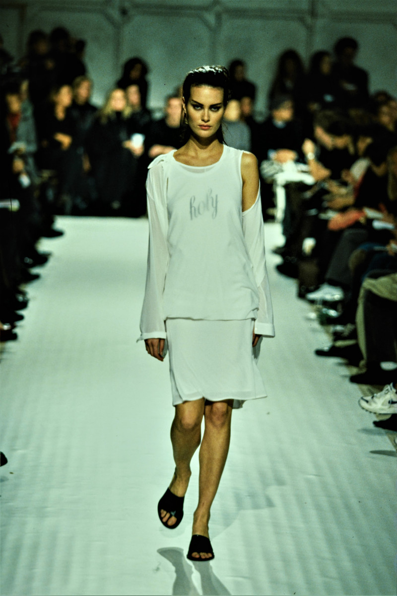 Ann Demeulemeester fashion show for Spring/Summer 1998