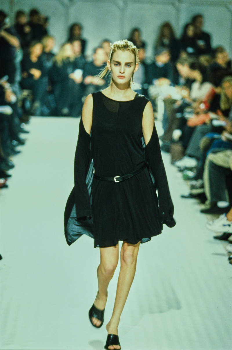 Ann Demeulemeester fashion show for Spring/Summer 1998