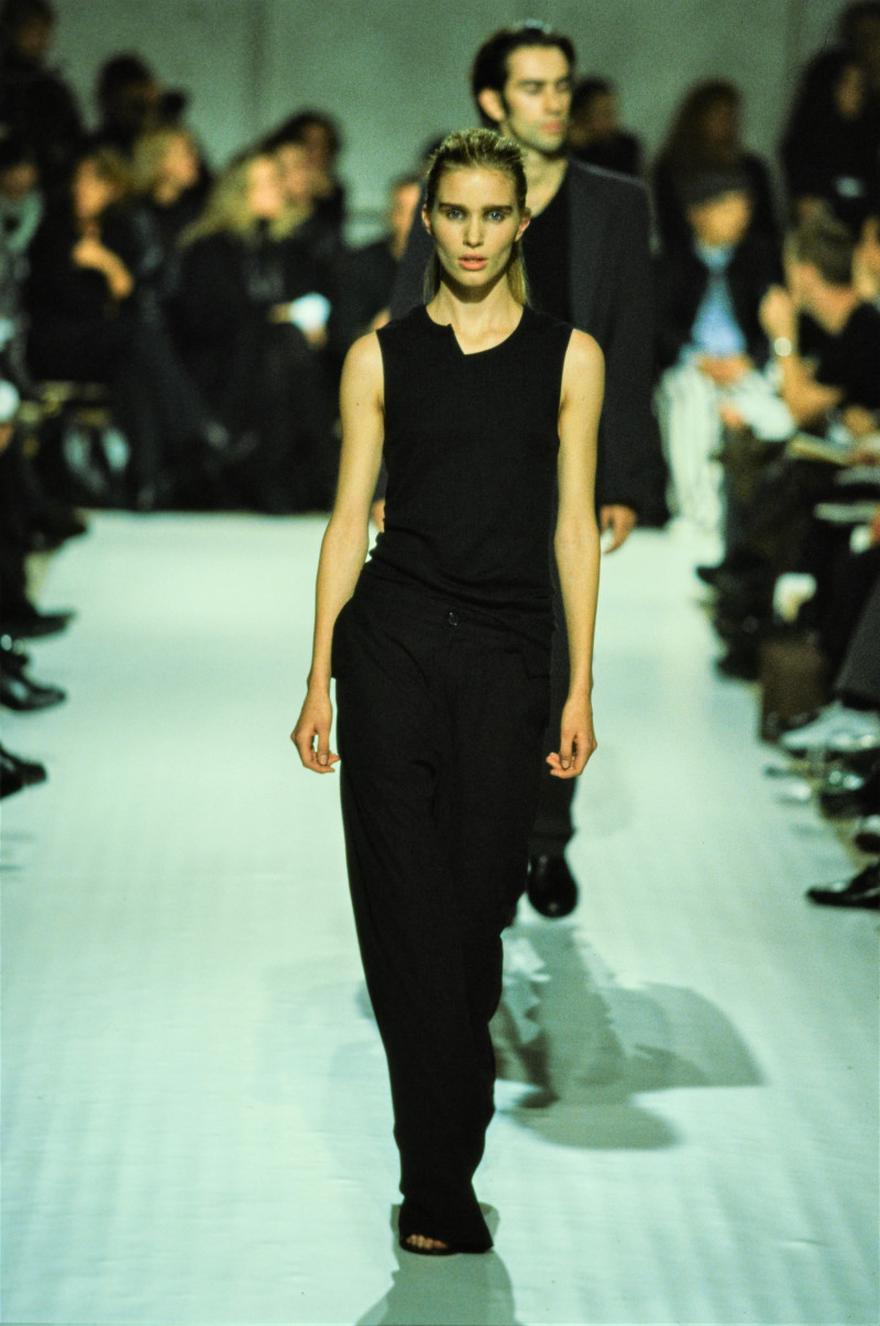 Ann Demeulemeester fashion show for Spring/Summer 1998