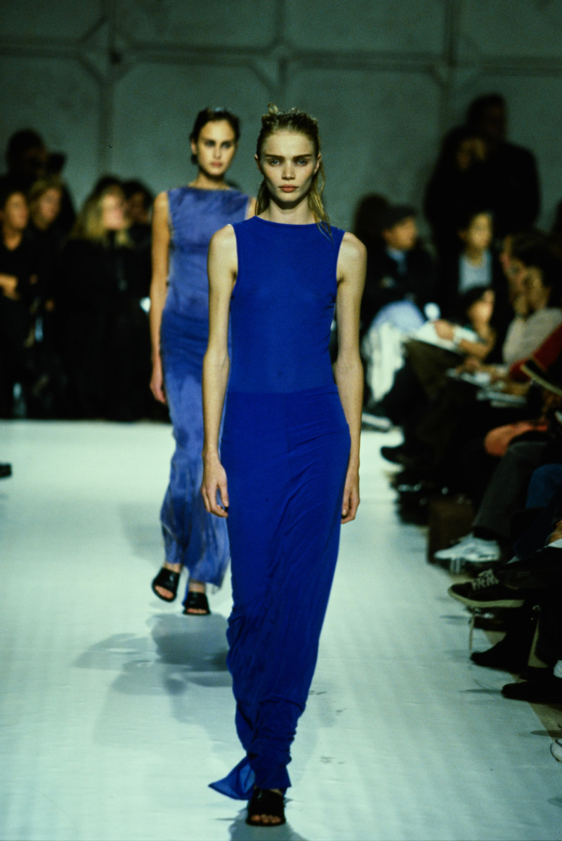 Ann Demeulemeester fashion show for Spring/Summer 1998