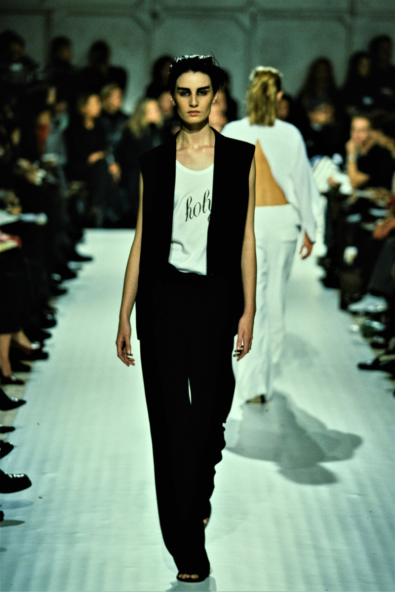 Ann Demeulemeester fashion show for Spring/Summer 1998