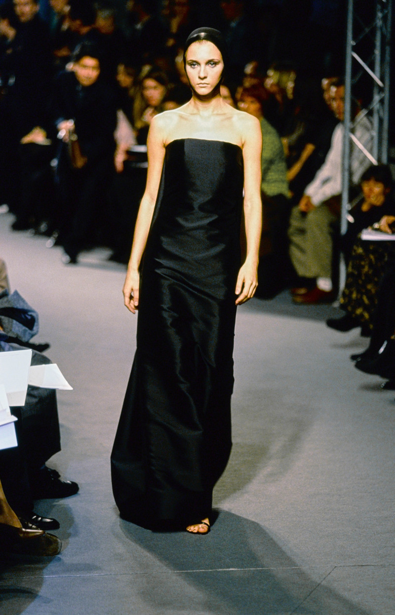 Balenciaga fashion show for Spring/Summer 1998
