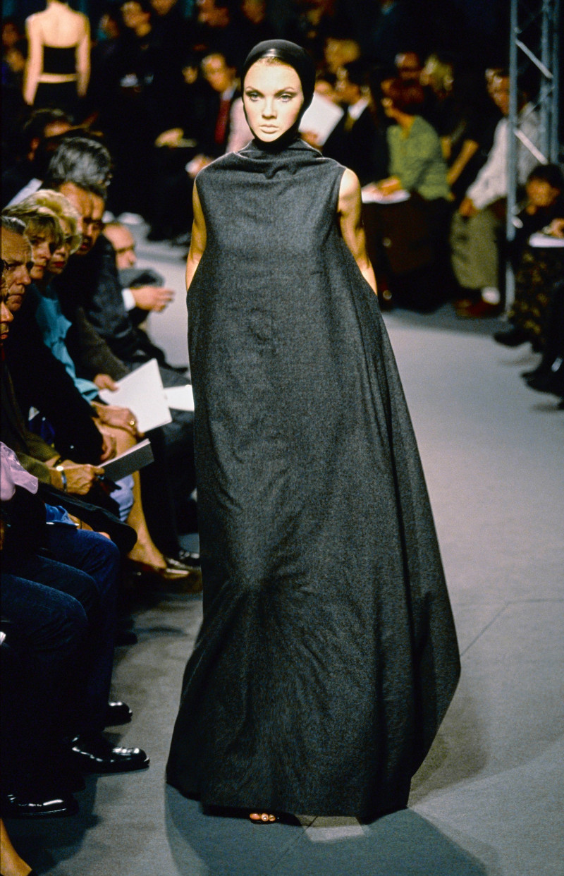 Balenciaga fashion show for Spring/Summer 1998