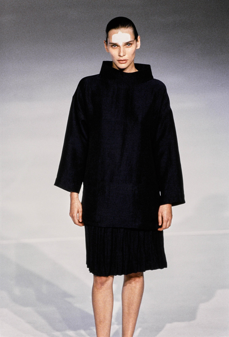 Hussein Chalayan fashion show for Spring/Summer 1998
