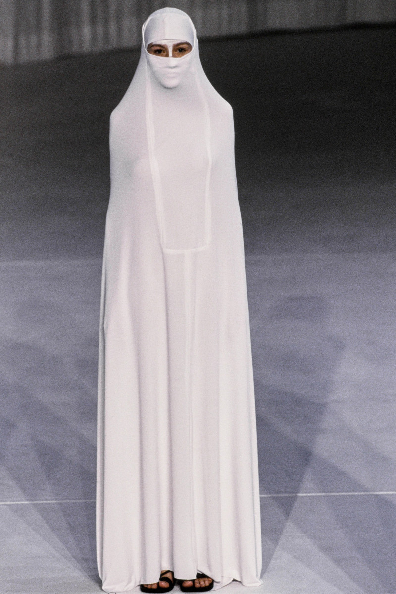 Hussein Chalayan fashion show for Spring/Summer 1998
