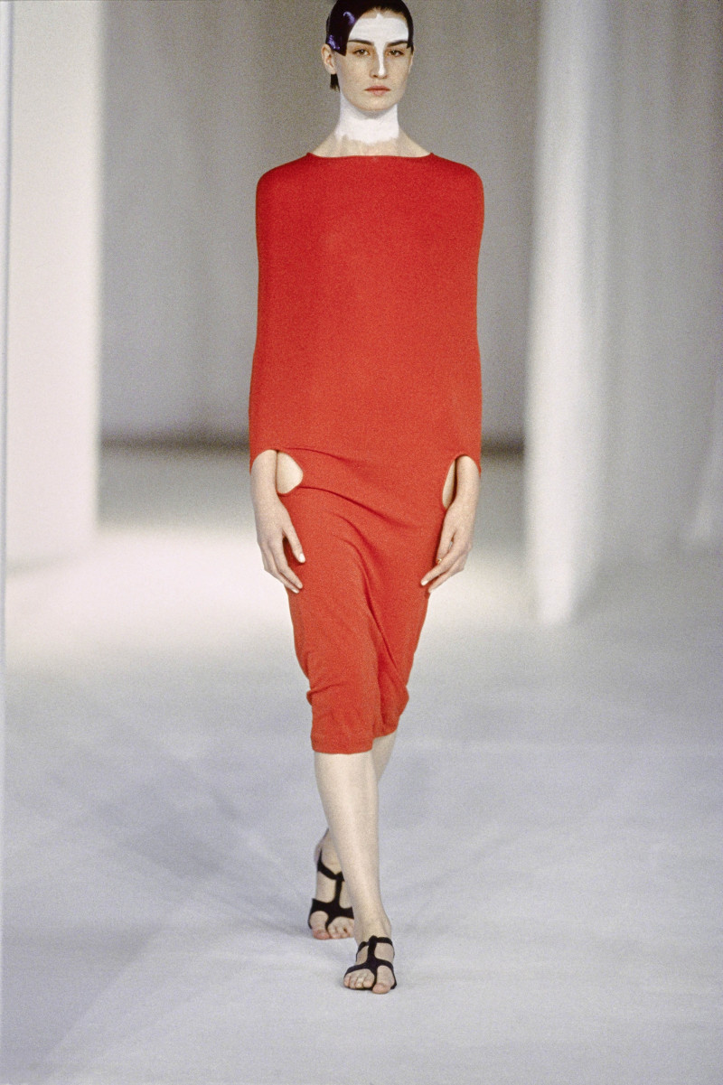 Hussein Chalayan fashion show for Spring/Summer 1998