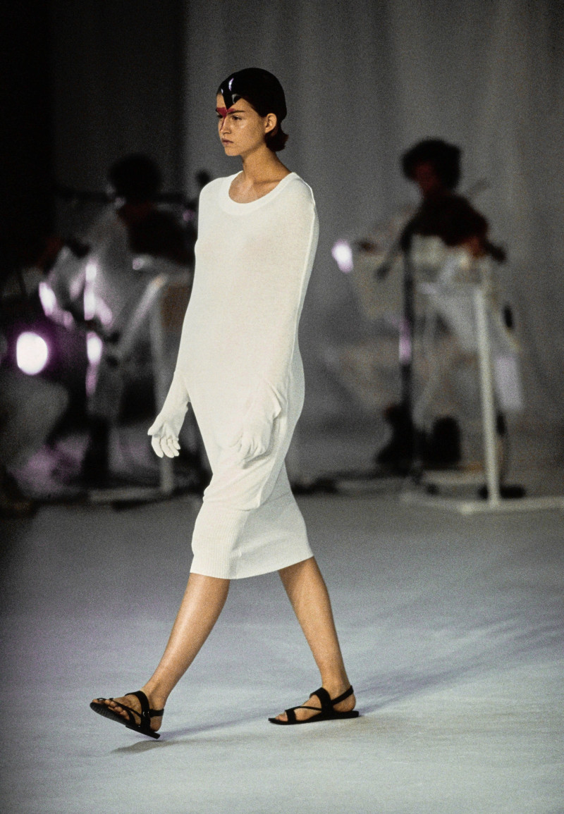 Hussein Chalayan fashion show for Spring/Summer 1998