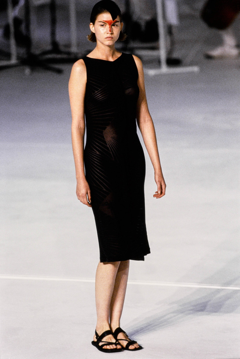 Hussein Chalayan fashion show for Spring/Summer 1998