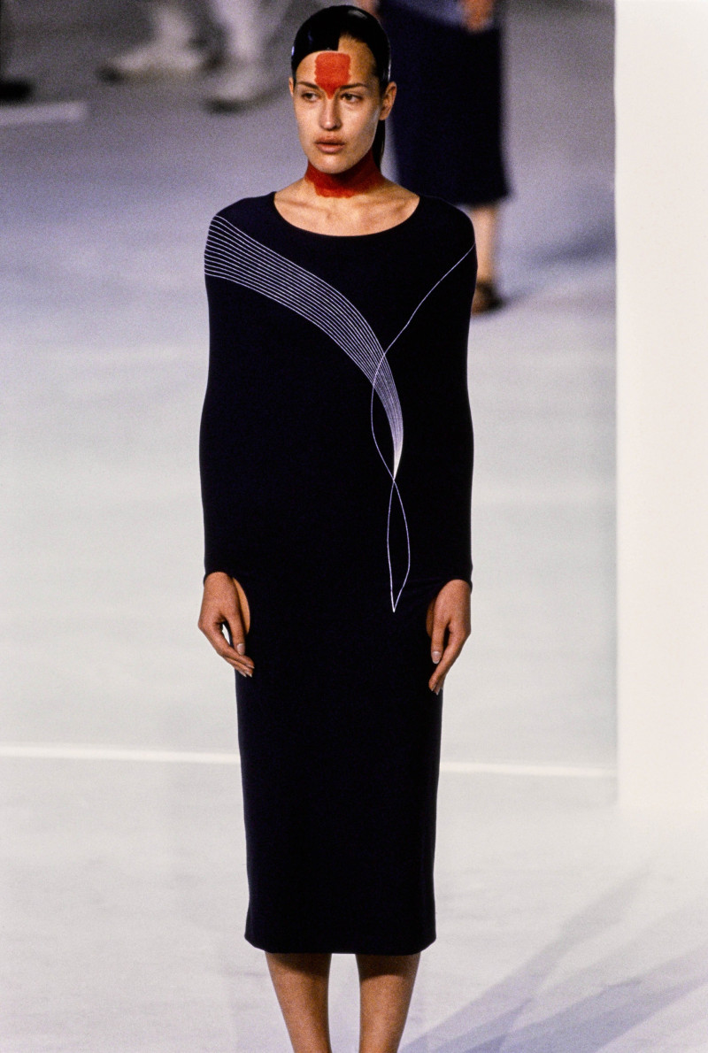 Hussein Chalayan fashion show for Spring/Summer 1998