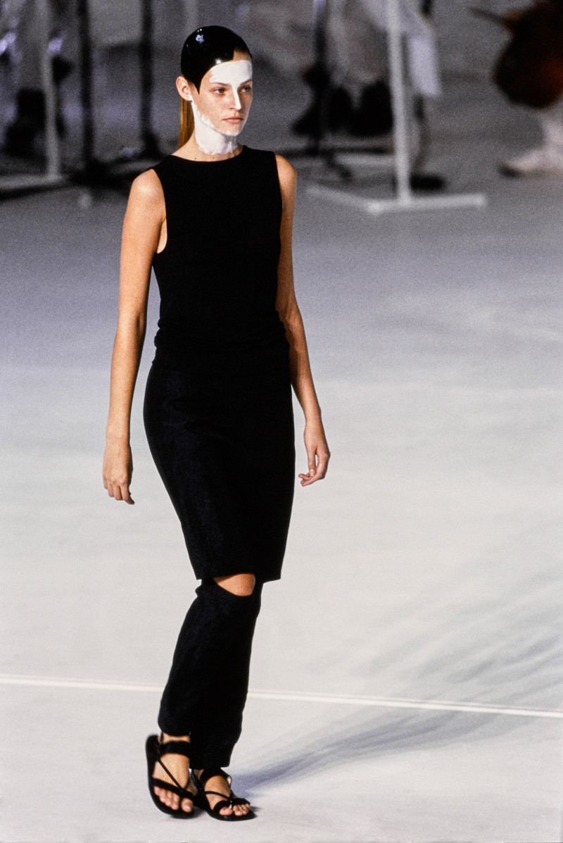 Hussein Chalayan fashion show for Spring/Summer 1998
