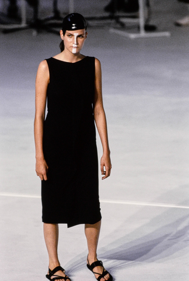 Hussein Chalayan fashion show for Spring/Summer 1998