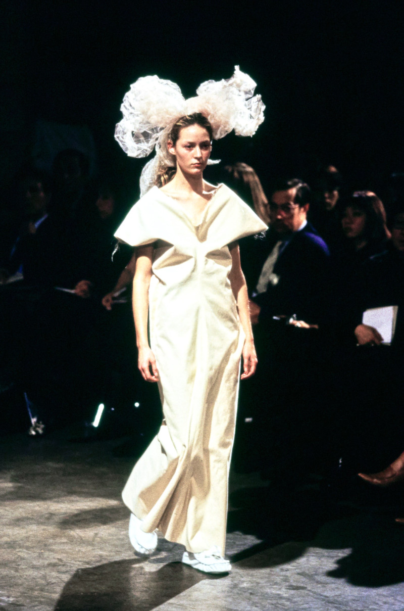 Comme Des Garcons fashion show for Spring/Summer 1998