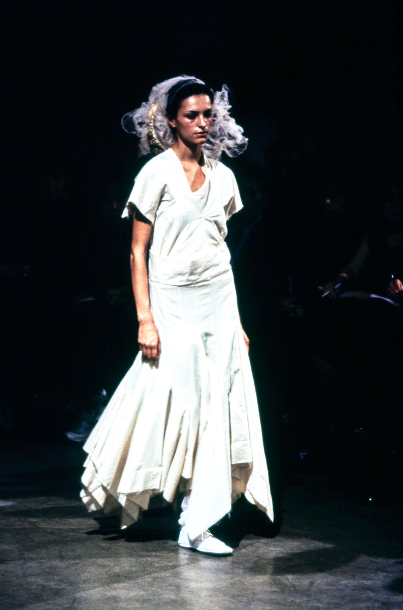 Comme Des Garcons fashion show for Spring/Summer 1998