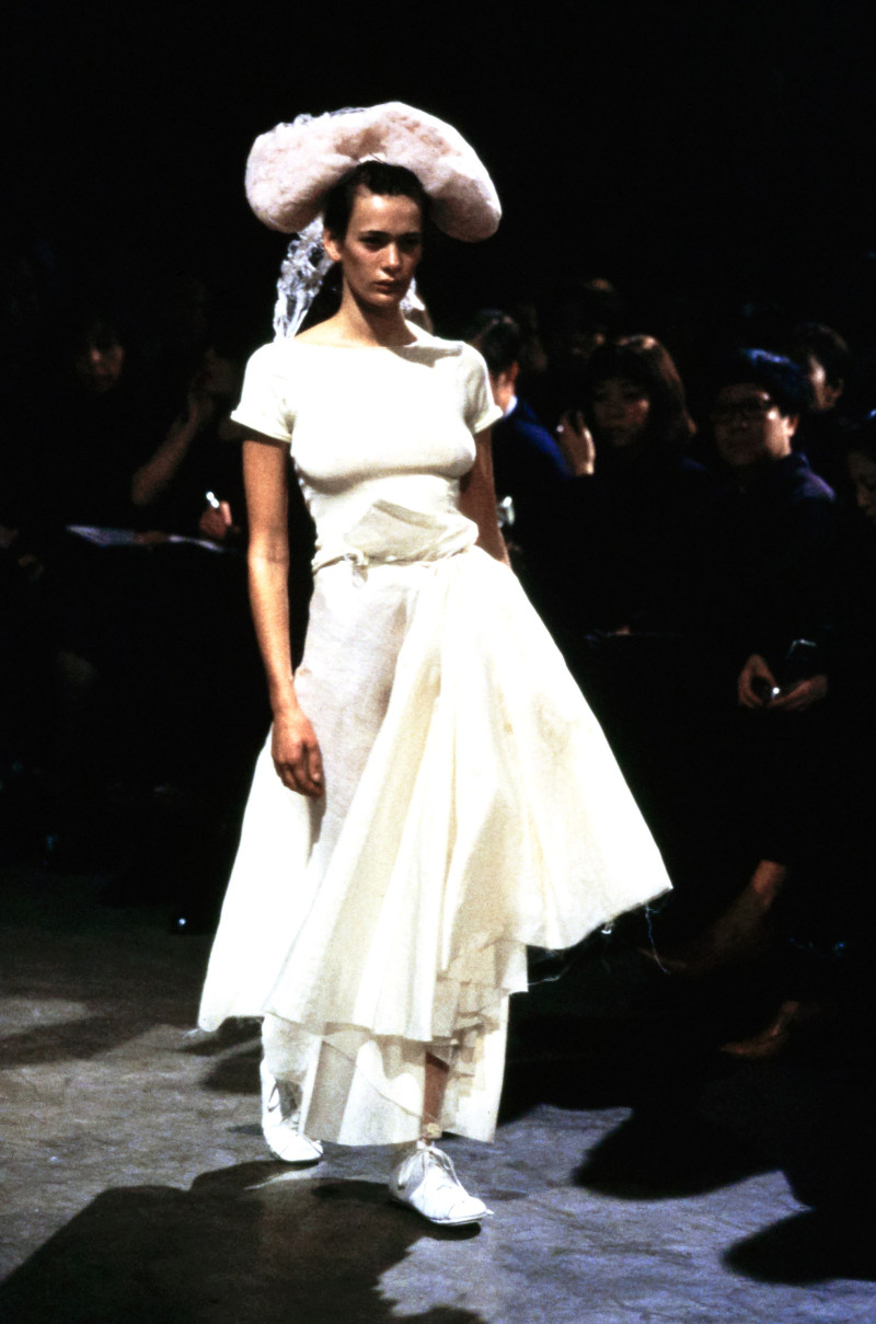 Comme Des Garcons fashion show for Spring/Summer 1998