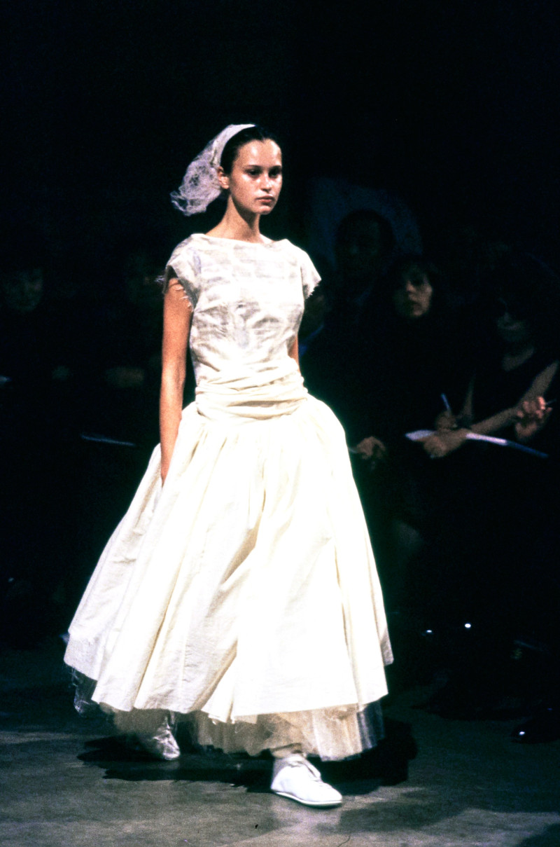 Comme Des Garcons fashion show for Spring/Summer 1998
