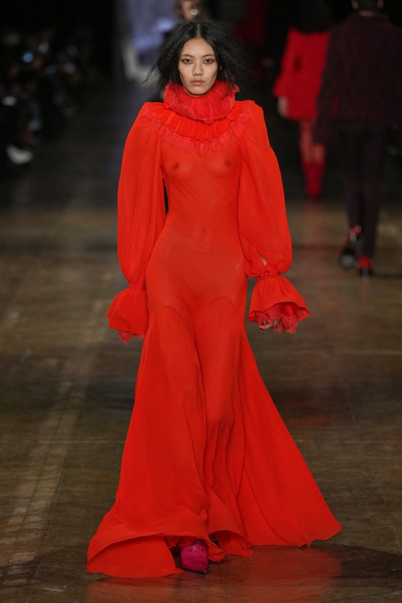 Alexander McQueen fashion show for Autumn/Winter 2025