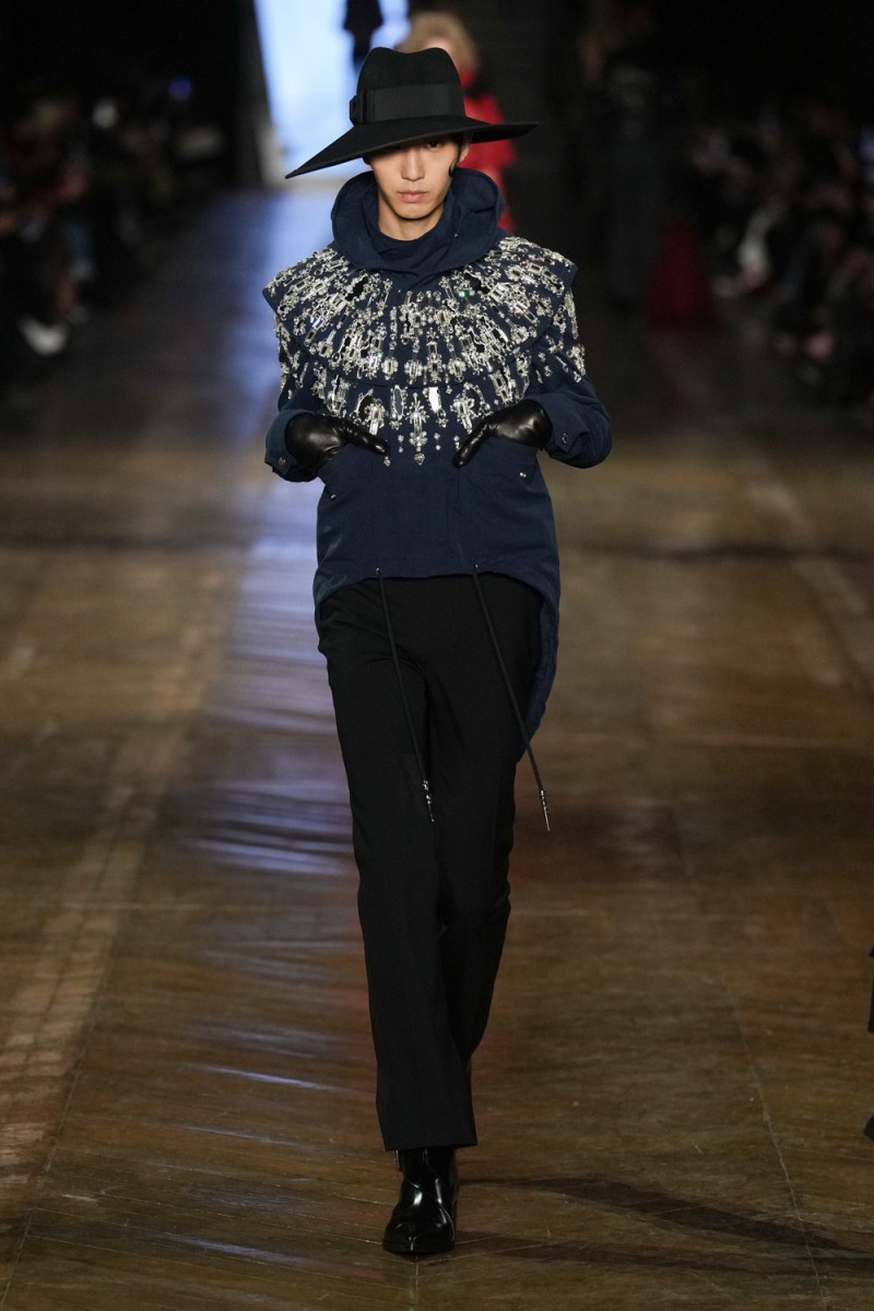 Alexander McQueen fashion show for Autumn/Winter 2025