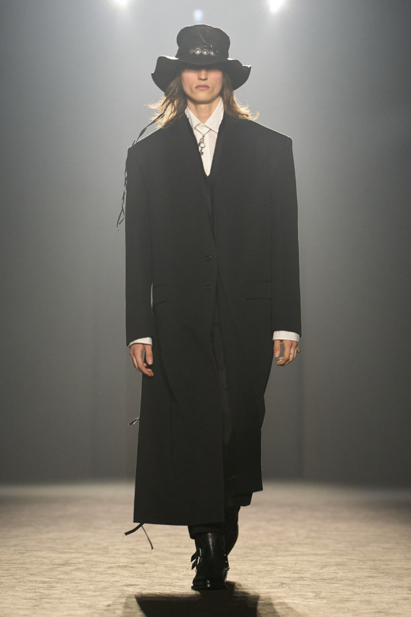 Ann Demeulemeester fashion show for Autumn/Winter 2025