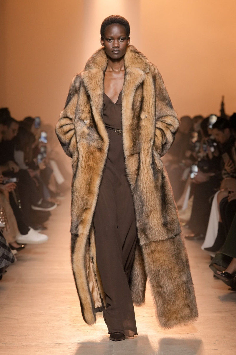 Elie Saab fashion show for Autumn/Winter 2025