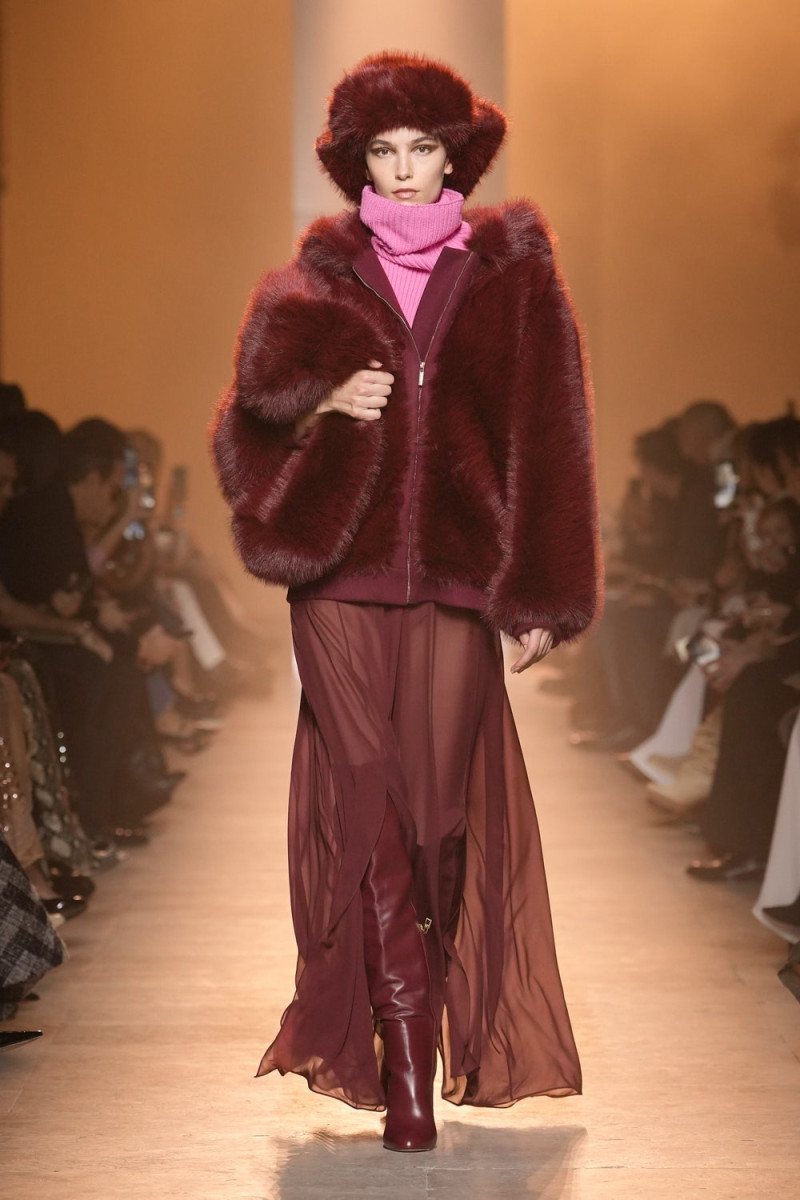 Elie Saab fashion show for Autumn/Winter 2025
