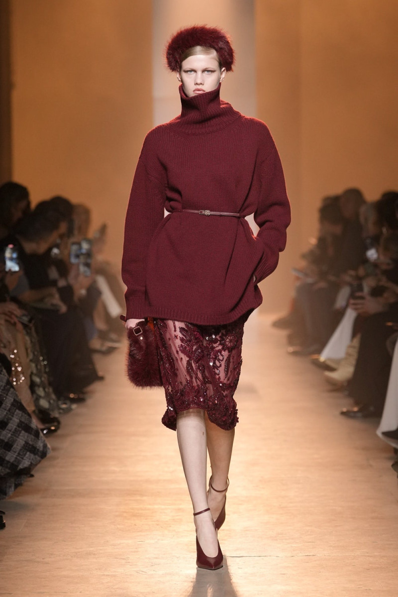 Elie Saab fashion show for Autumn/Winter 2025