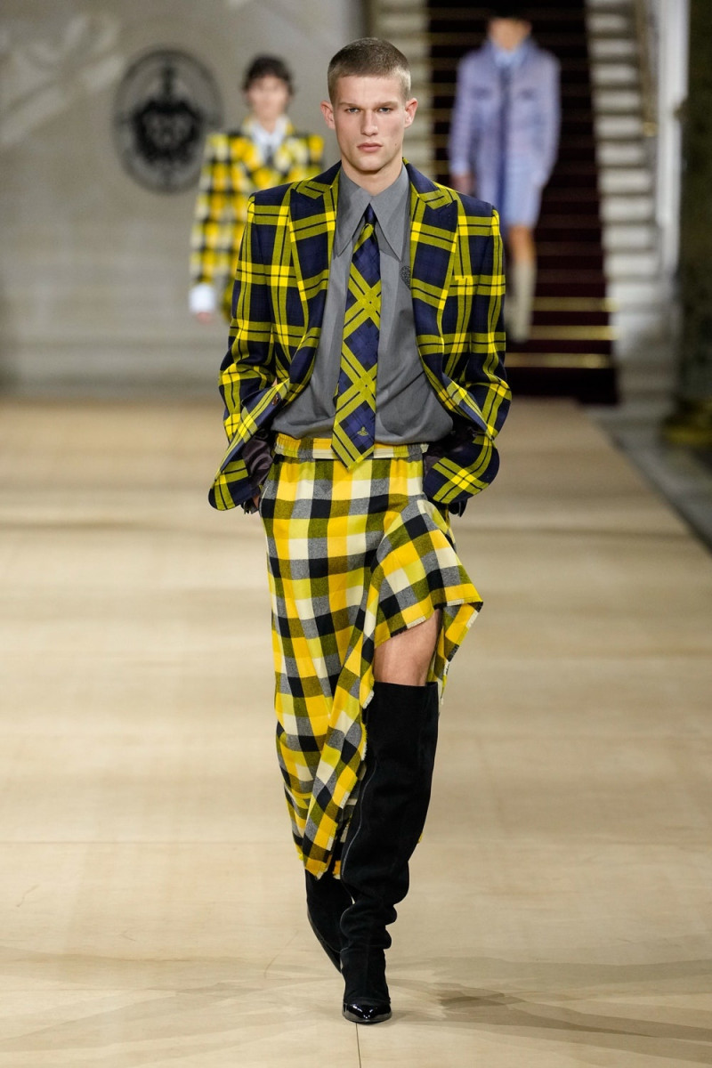 Vivienne Westwood fashion show for Autumn/Winter 2025