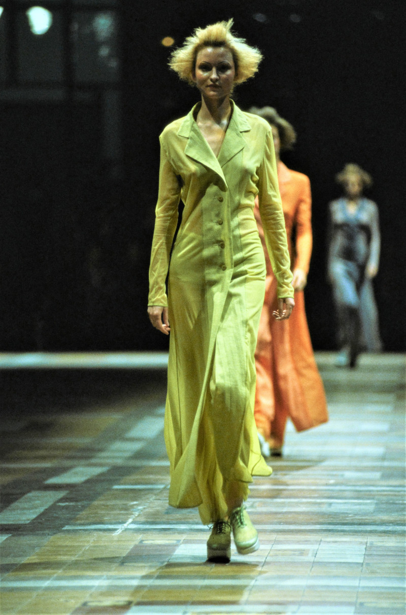 Issey Miyake fashion show for Spring/Summer 1998