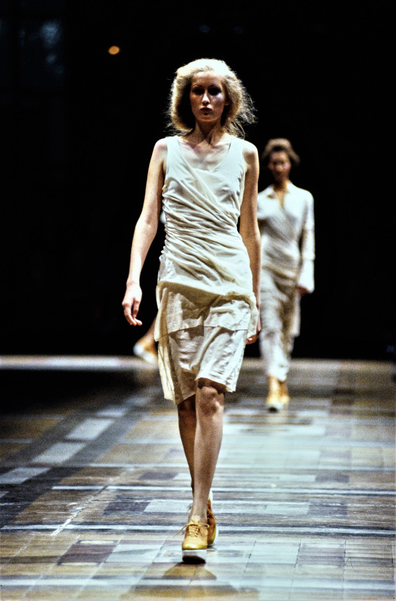 Issey Miyake fashion show for Spring/Summer 1998