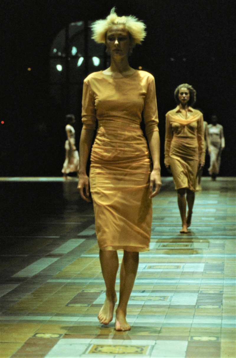 Issey Miyake fashion show for Spring/Summer 1998