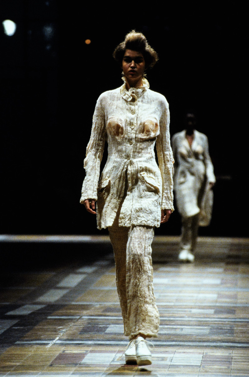Issey Miyake fashion show for Spring/Summer 1998
