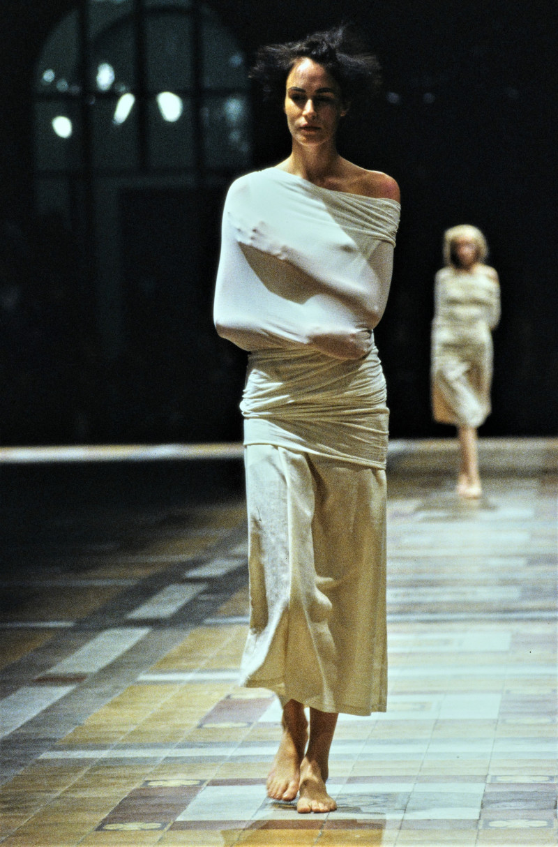 Issey Miyake fashion show for Spring/Summer 1998
