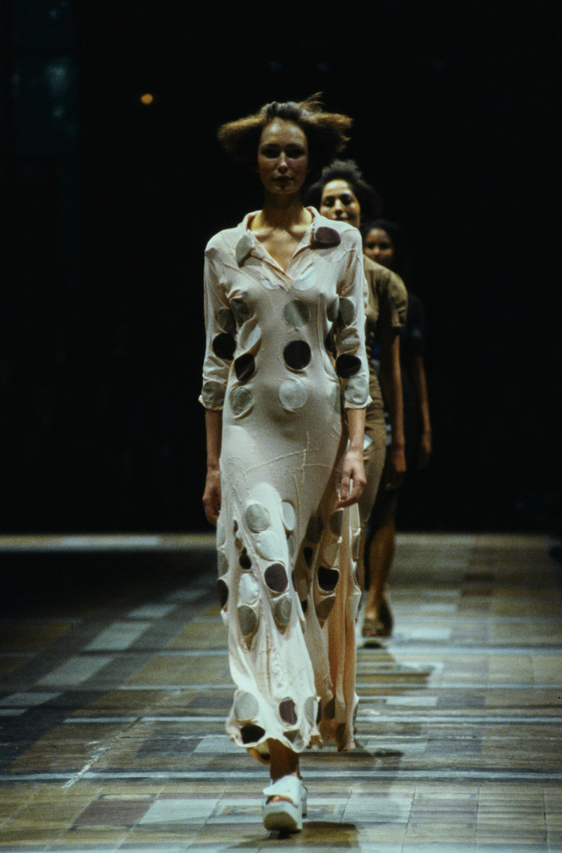 Issey Miyake fashion show for Spring/Summer 1998